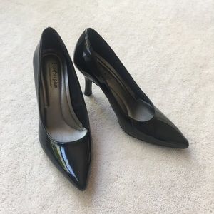Black patent pointed toe heels
